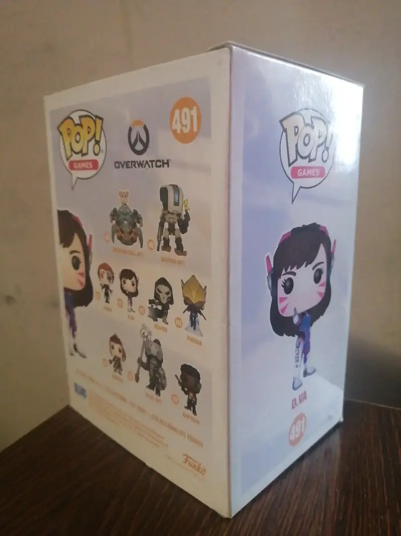 Funko Pop D.Va Edición Especial - 4