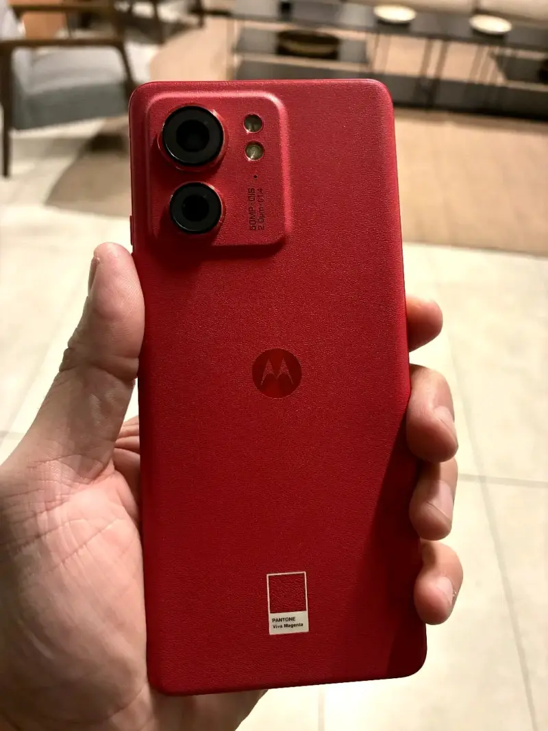 Motorola edge 40 - 2