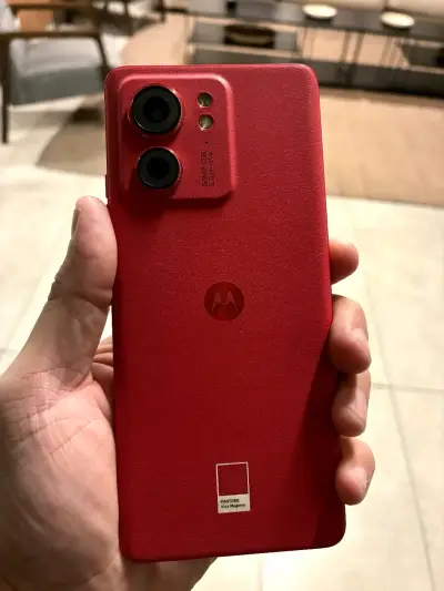 Motorola edge 40 - miniatura 2