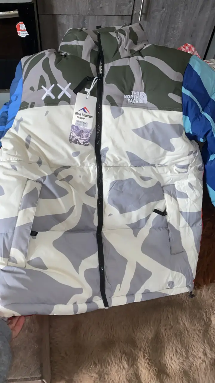 Chaqueta camuflaje The North Face $25.990 - 1