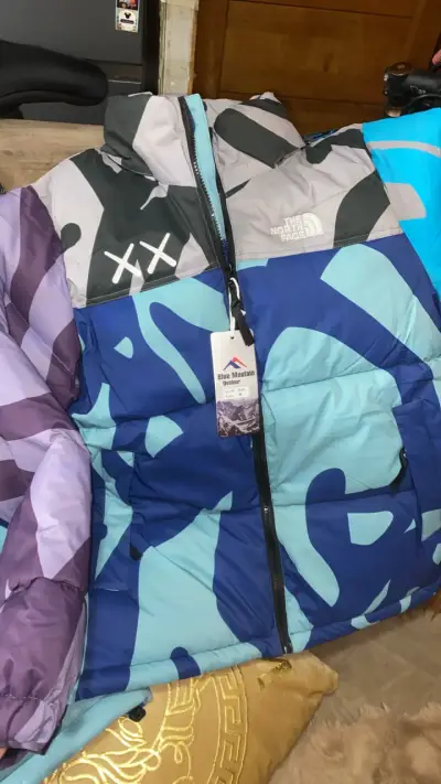 Chaqueta camuflaje The North Face $25.990 - miniatura 2