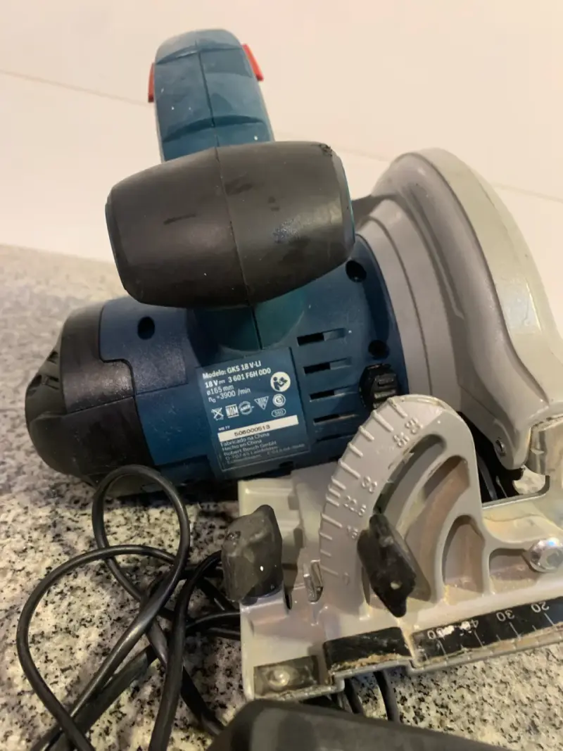 Sierra circular Bosch 18V inalámbrica - 2