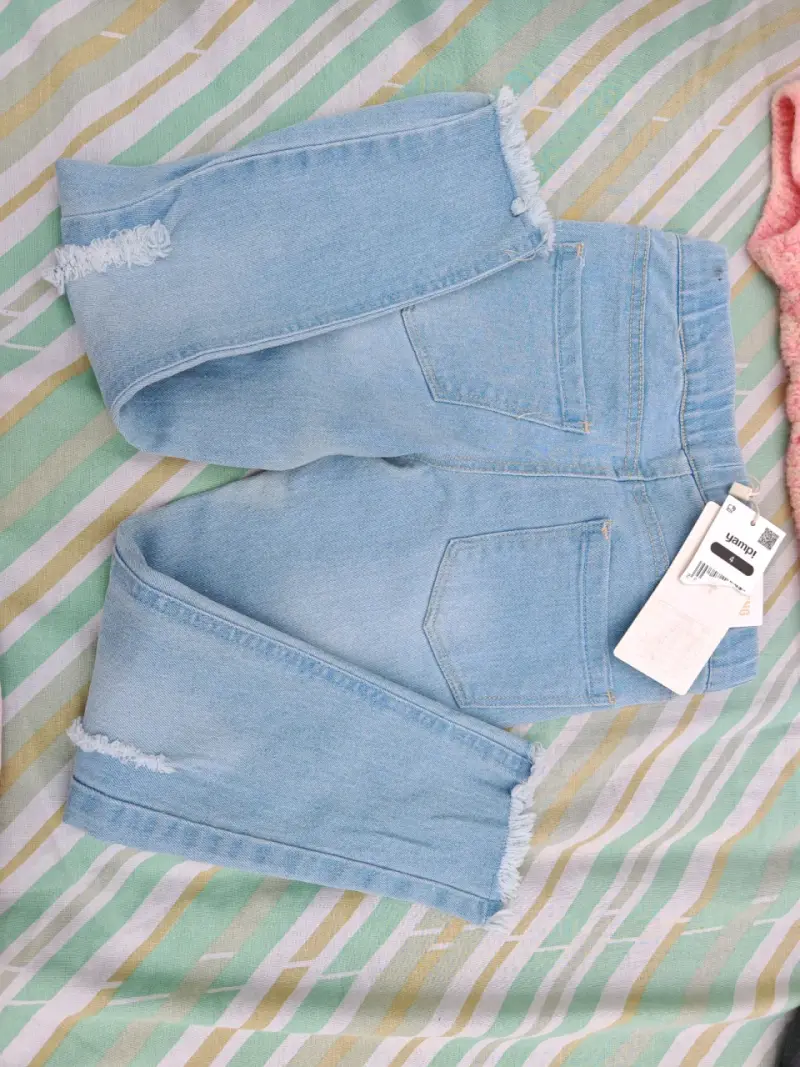Jeans claros de niña nuevos - 2