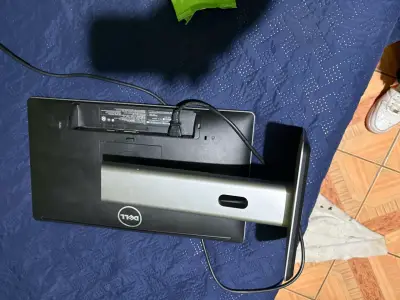 Monitor Dell P2014Ht IPS 20” Ajustable - miniatura 4