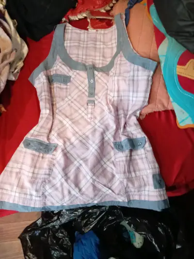Blusa sin mangas a cuadros y vestido naranja - miniatura 1