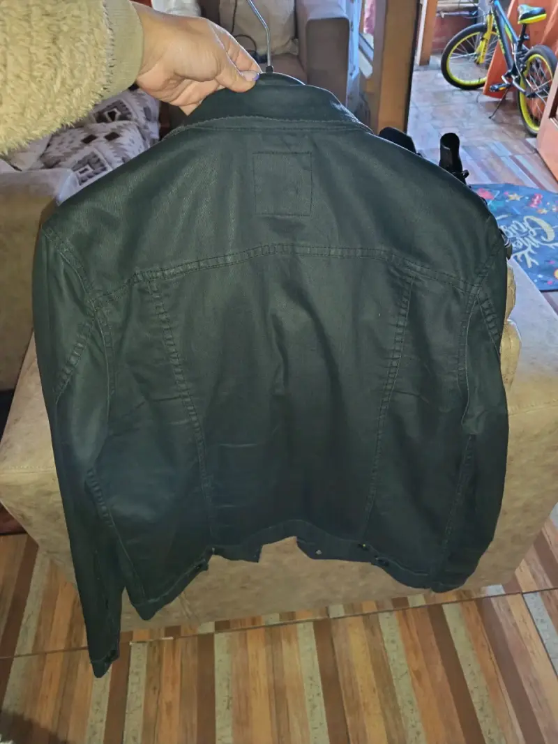 Chaqueta negra de mezclilla by guess - 2