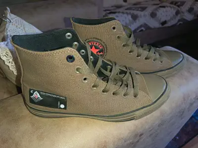 Zapatillas verde militar Converse altas - miniatura 1