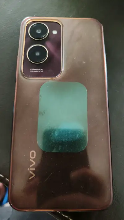 Teléfono Vivo  Y28s 5G usado - miniatura 1