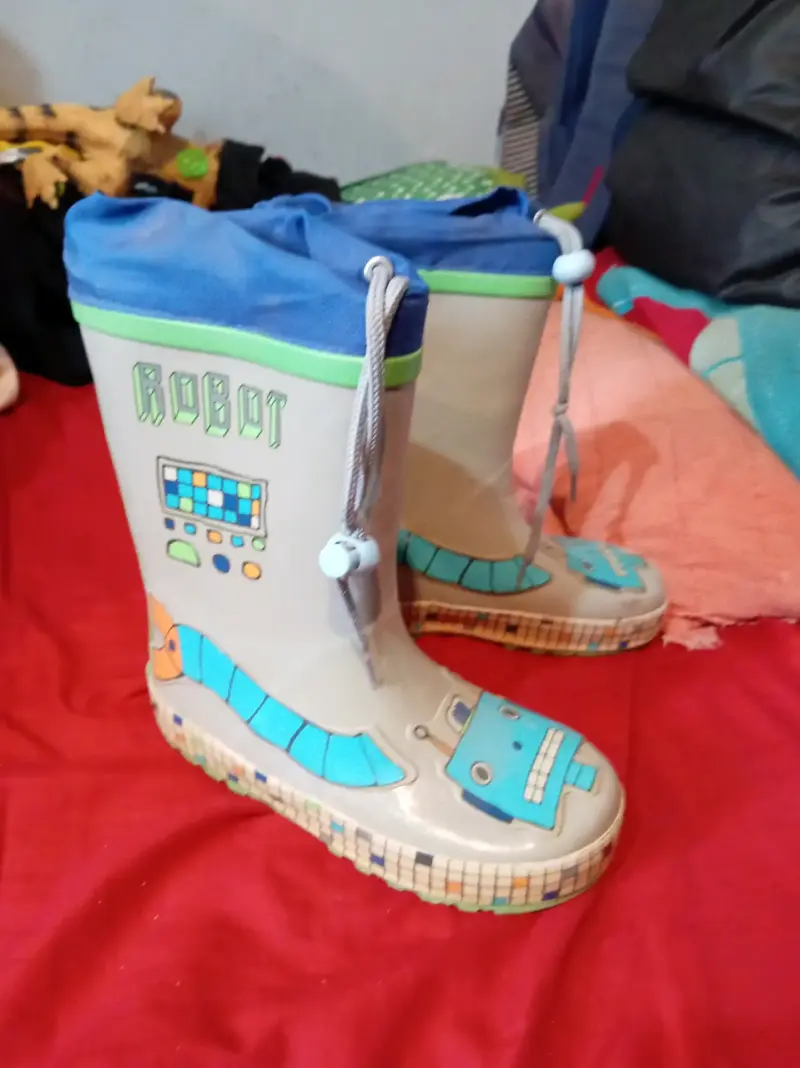Botas de lluvia con diseño de robot