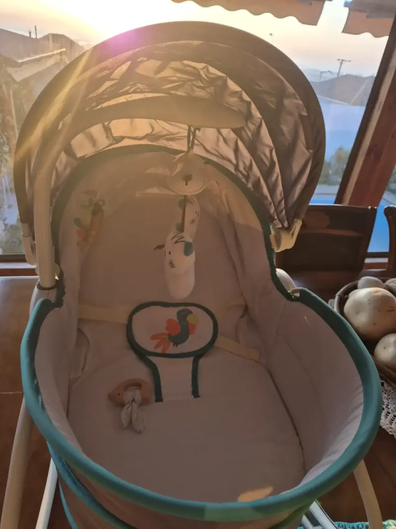 Cuna mecedora para bebé - 3