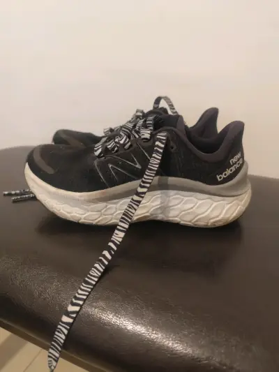 Zapatillas deportivas New Balance negras - miniatura 1