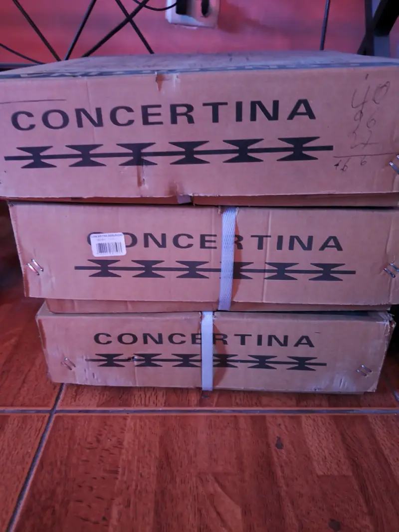 Cajas de alambre concertina