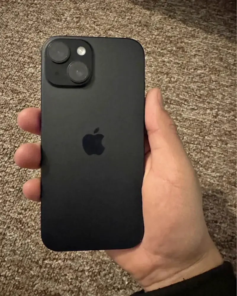 Iphone 15 - 1