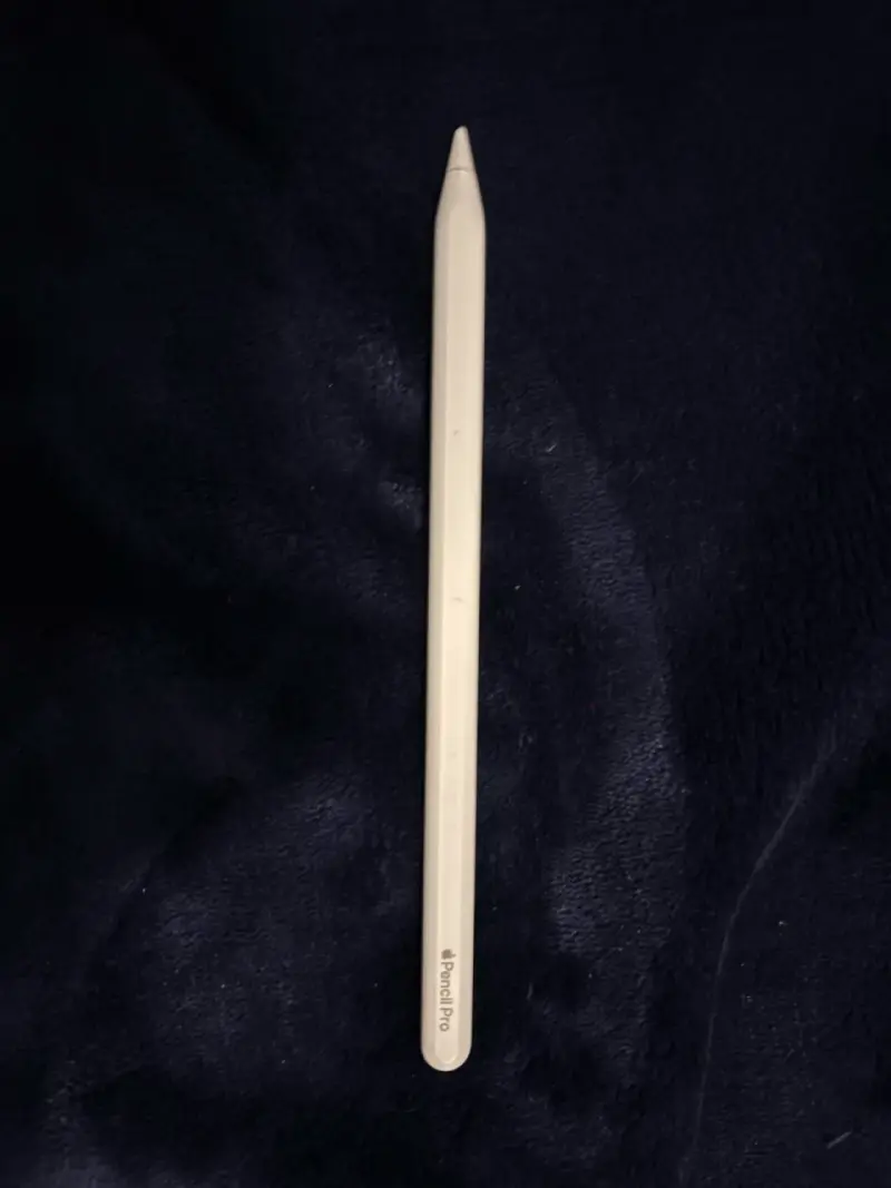Apple pencil Pro - 1