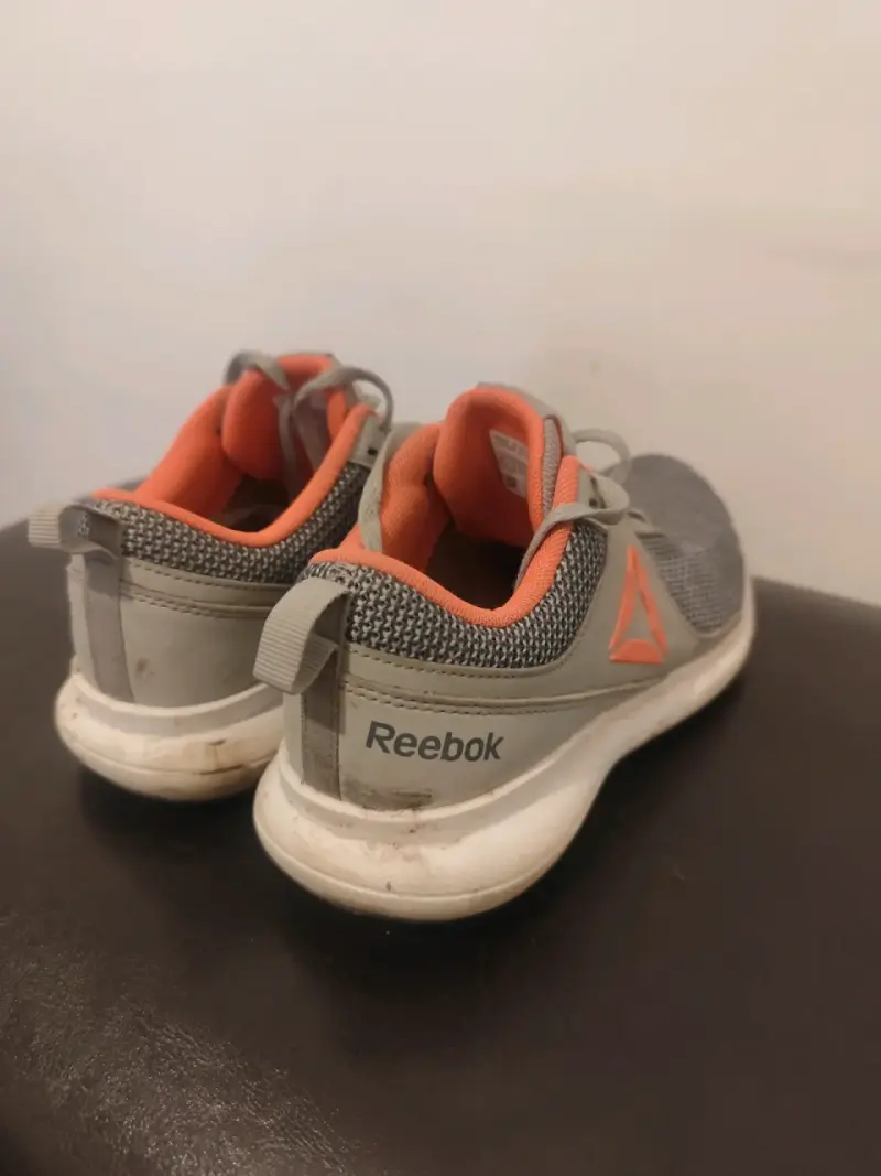 Zapatillas deportivas grises - 3