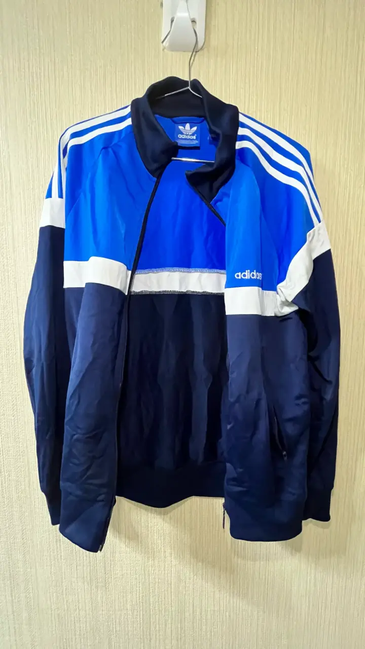 Chaqueta deportiva Adidas - 4