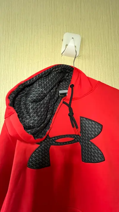 Polerón rojo Under Armour - miniatura 3