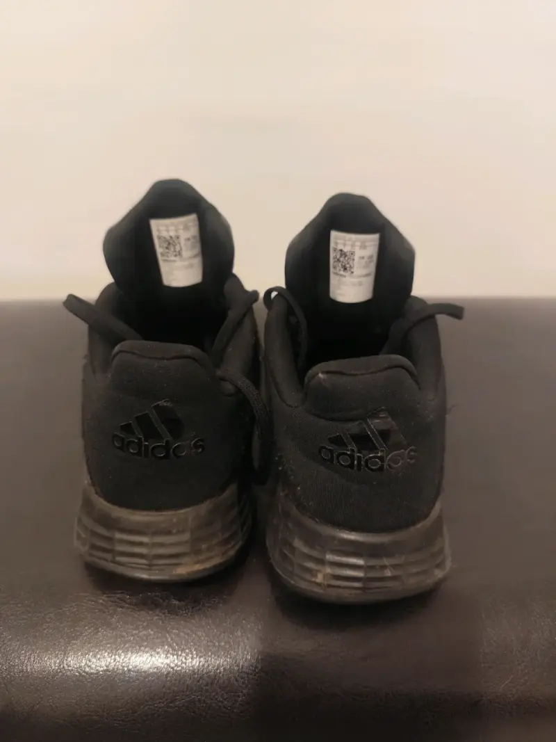 Zapatillas deportivas negras - 4