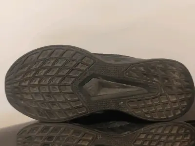 Zapatillas deportivas negras - miniatura 6