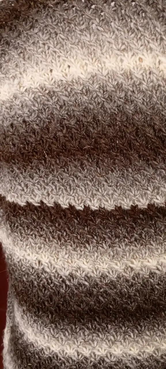Cardigan sin mangas tejido a mano - 2