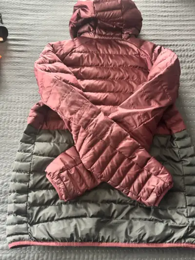 Chaqueta acolchada burdeos HH - miniatura 2