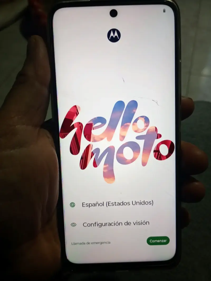 Celular Motorola verde - 2