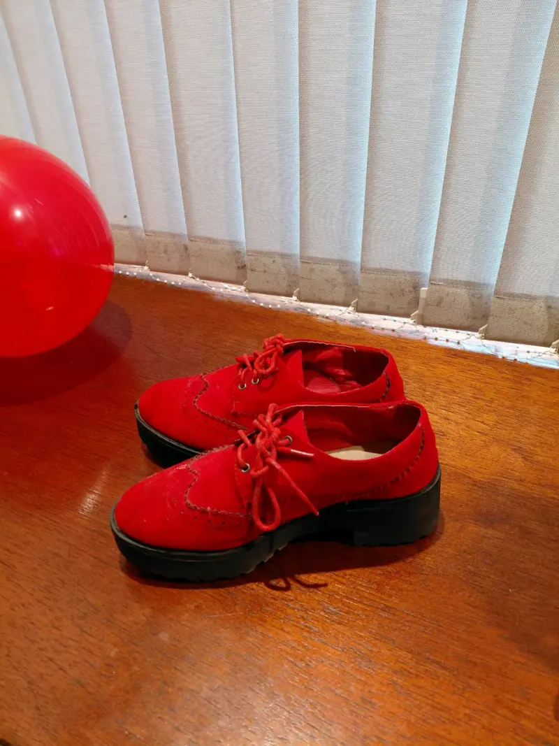 Zapatos rojos con plataforma