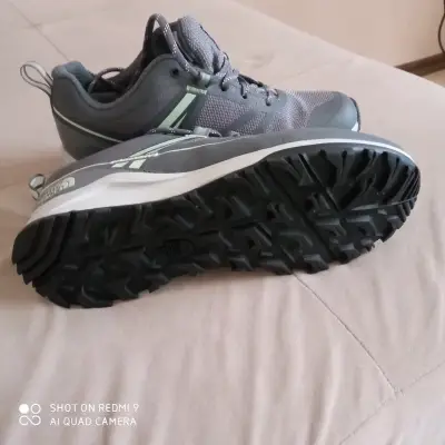 Zapatillas The North Face grises - miniatura 2