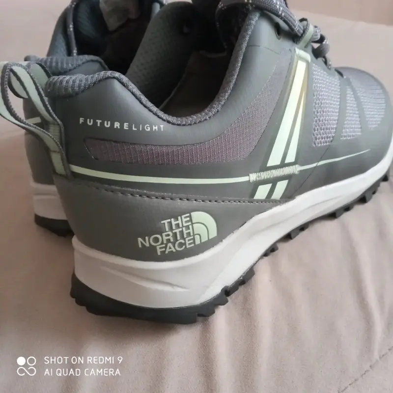 Zapatillas The North Face grises - 3