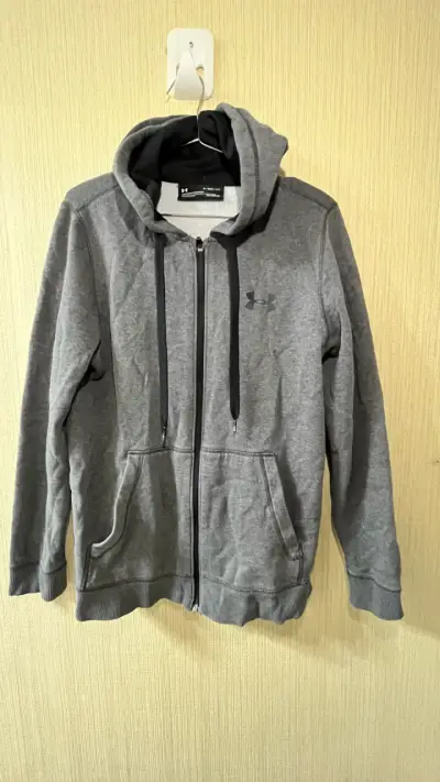 Polerón gris Under Armour - miniatura 1
