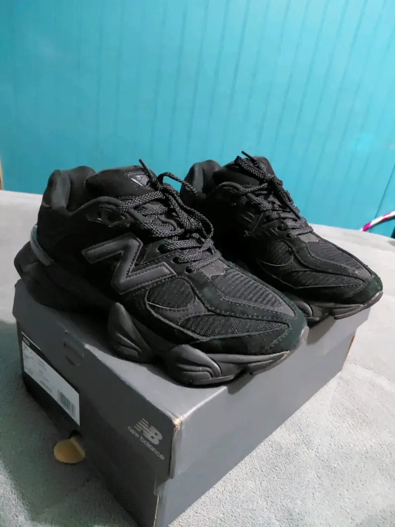 Zapatillas negras New Balance - 2