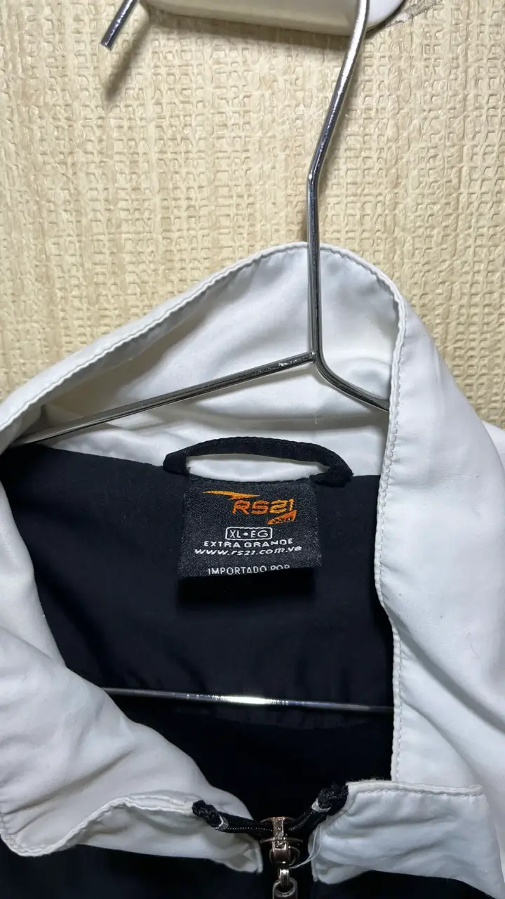 Chaqueta negra RS21 - 3
