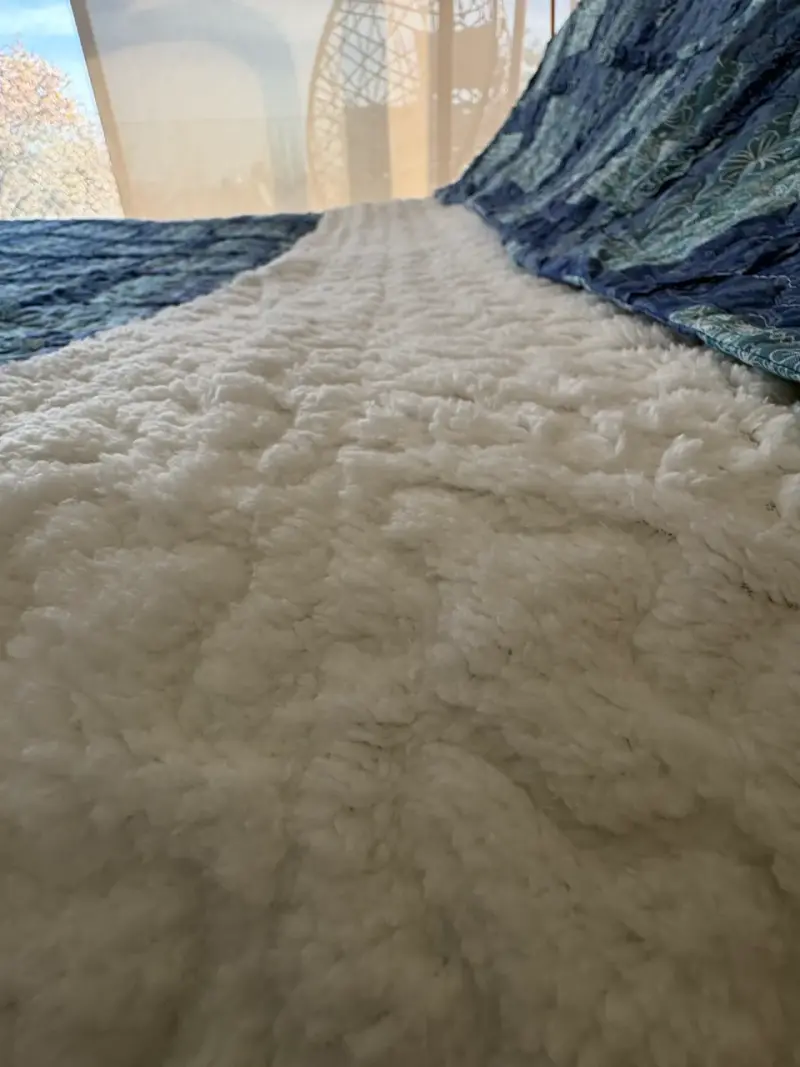 NUEVO Cubre cama Micro Sherpa Azul - 5