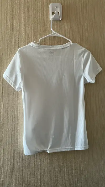 Polera blanca Puma deportiva - miniatura 3