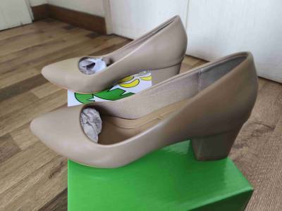 Zapatos de taco beige Platanitos - miniatura 3