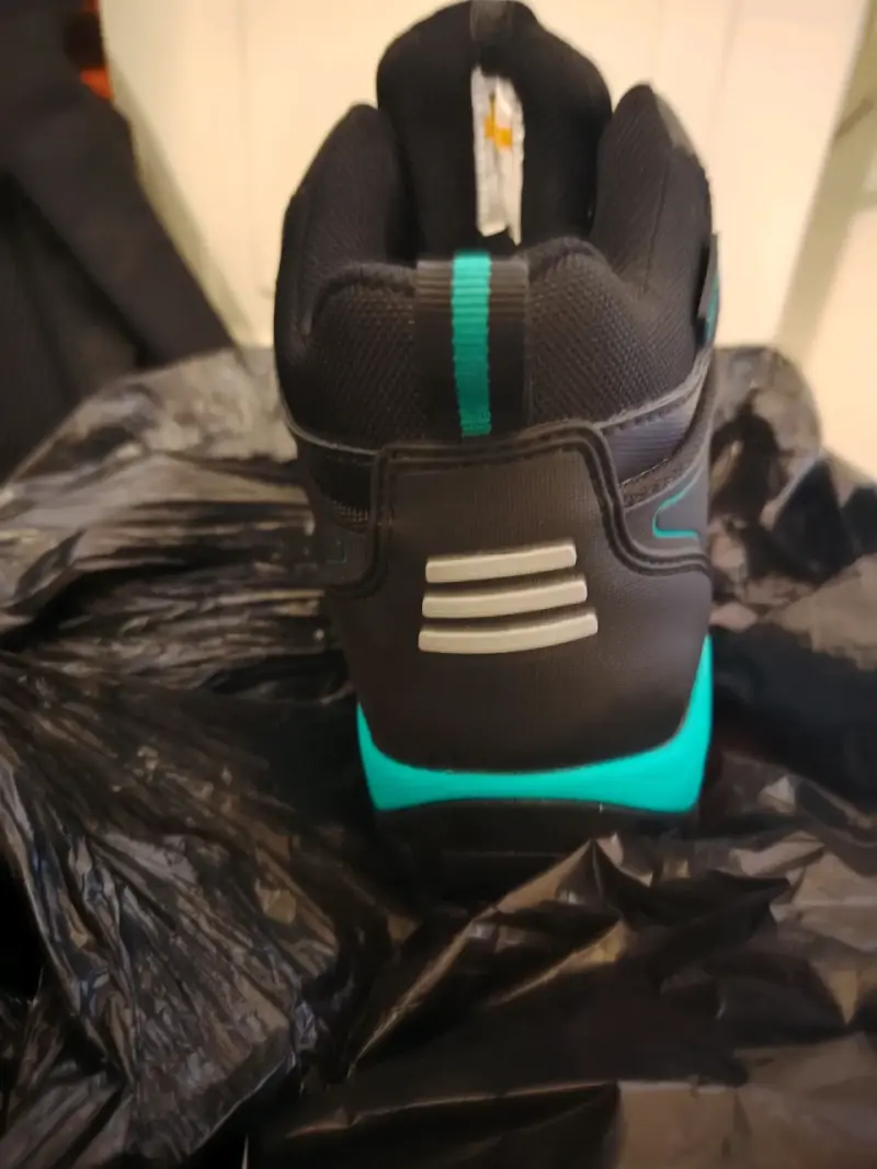Zapatos de seguridad negras y turquesas - 4