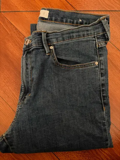 Jeans azul clásico - miniatura 3