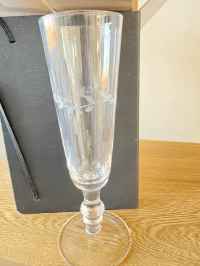 NUEVO Set de copas talladas champagne - miniatura 3