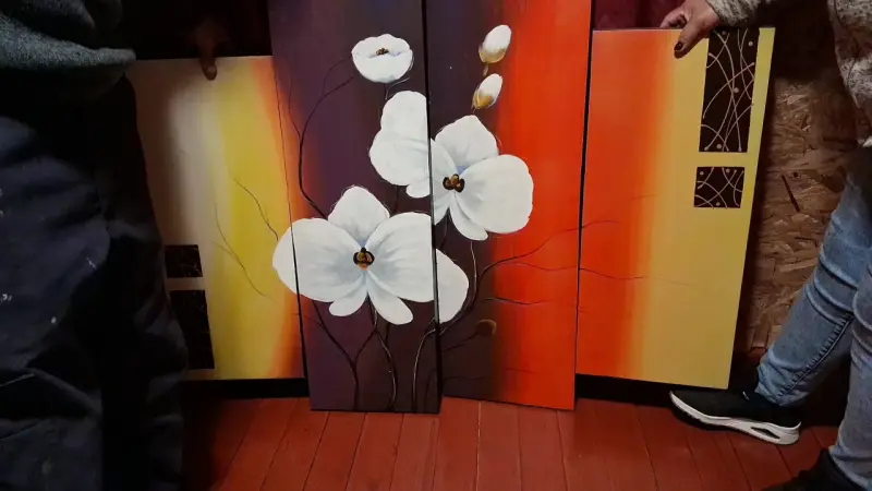 Cuadro tríptico de flores blancas