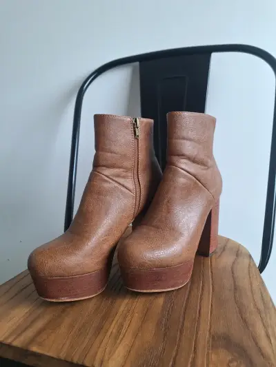 Botines Marquis marrón con tacón ancho - miniatura 1