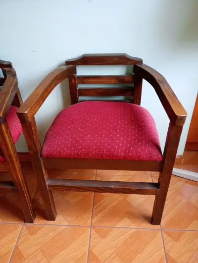 Par de sillas de madera - miniatura 2