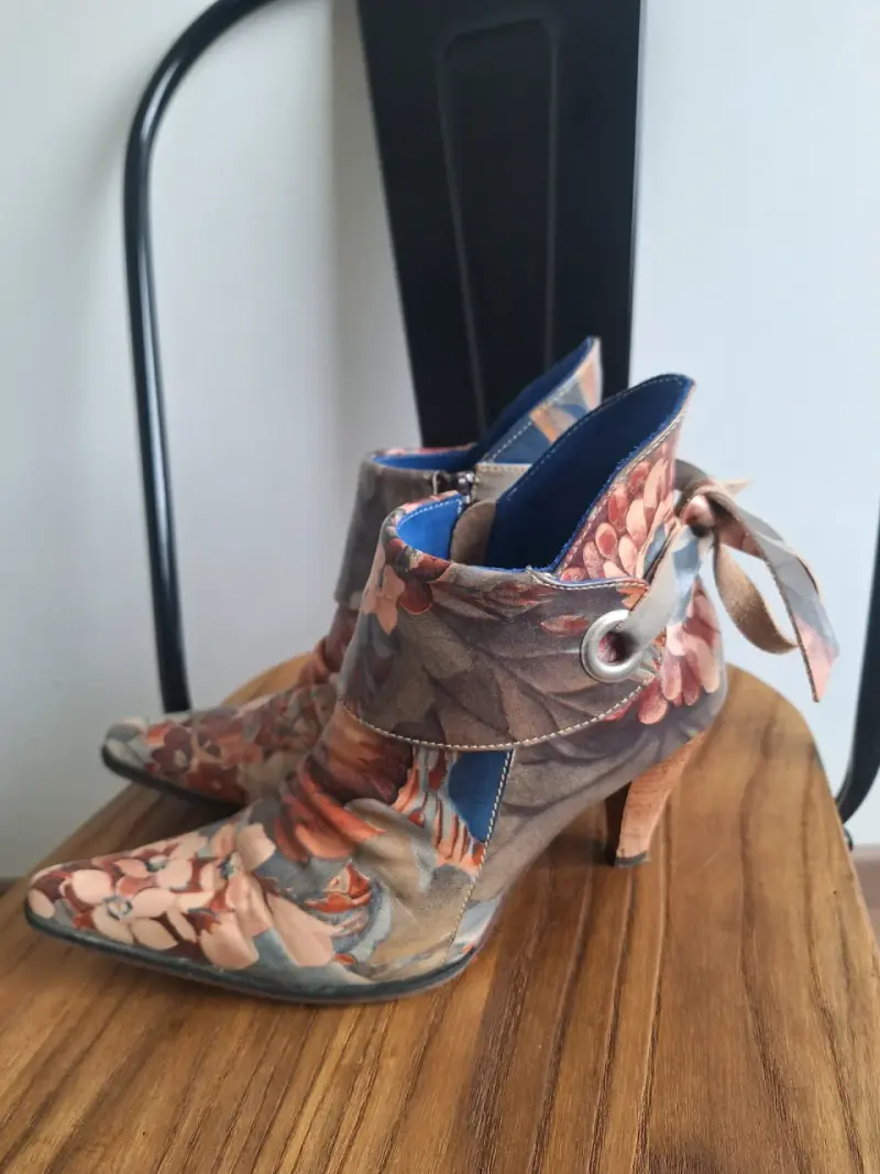 Botines de tacón floral 100%cuero - 1