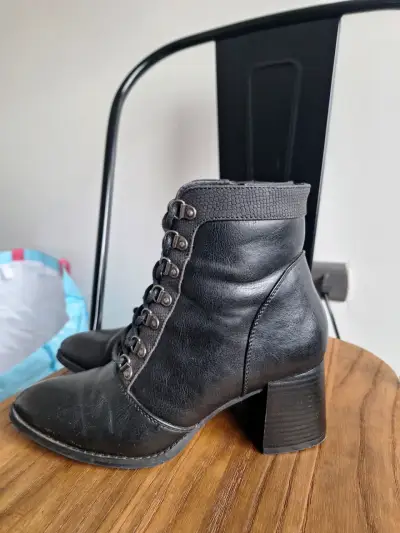Botines negros de cuero Nine West - miniatura 3
