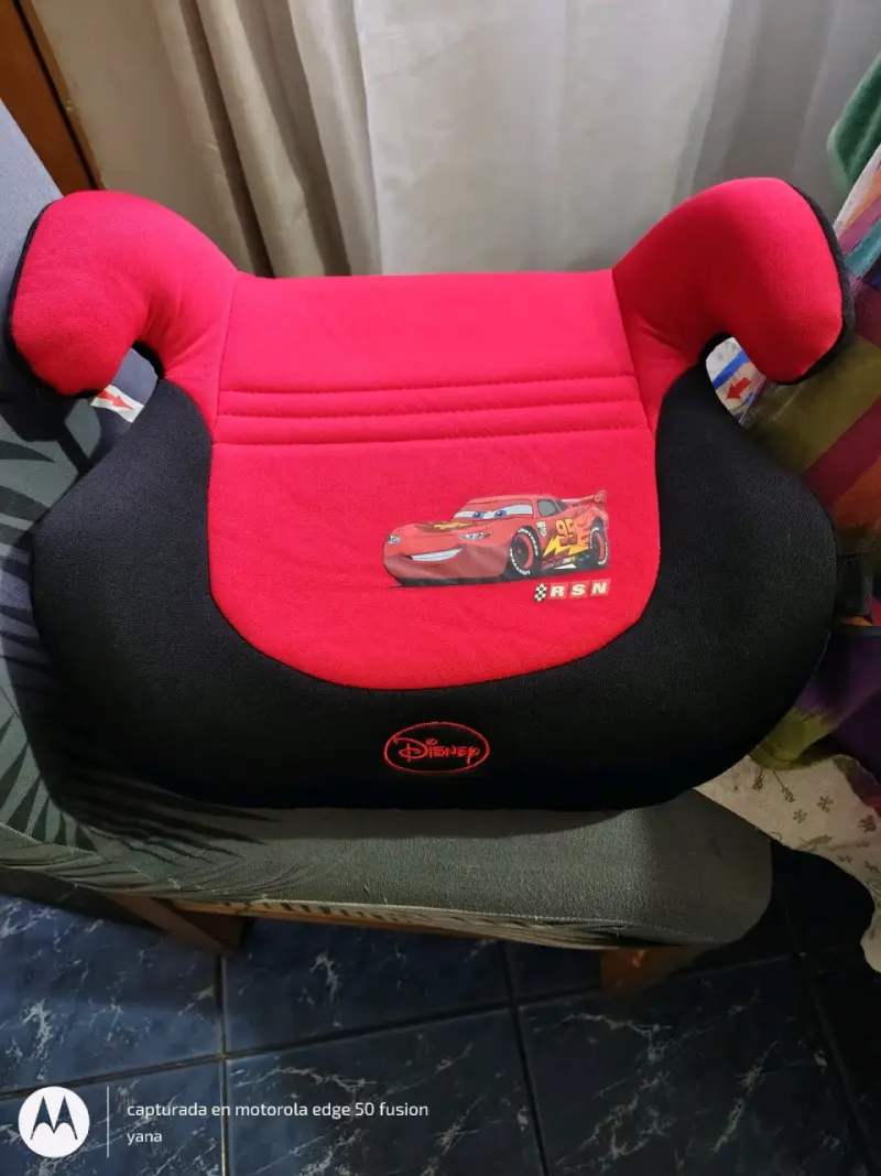 Asiento elevador Cars Disney