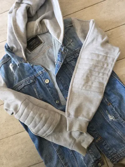 Chaqueta mezclilla con capucha ZARA - miniatura 4