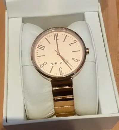 Reloj Nine West Rose Gold - miniatura 1