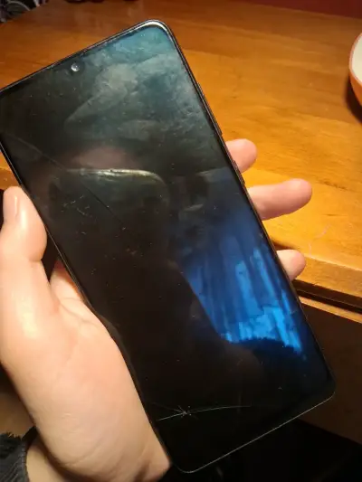 Samsung Galaxy 31 usado - miniatura 3