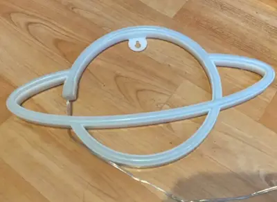 Luz LED con forma de planeta - miniatura 2