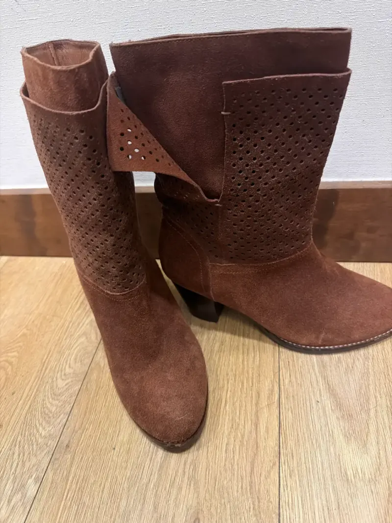 Botines café de mujer con taco - 3