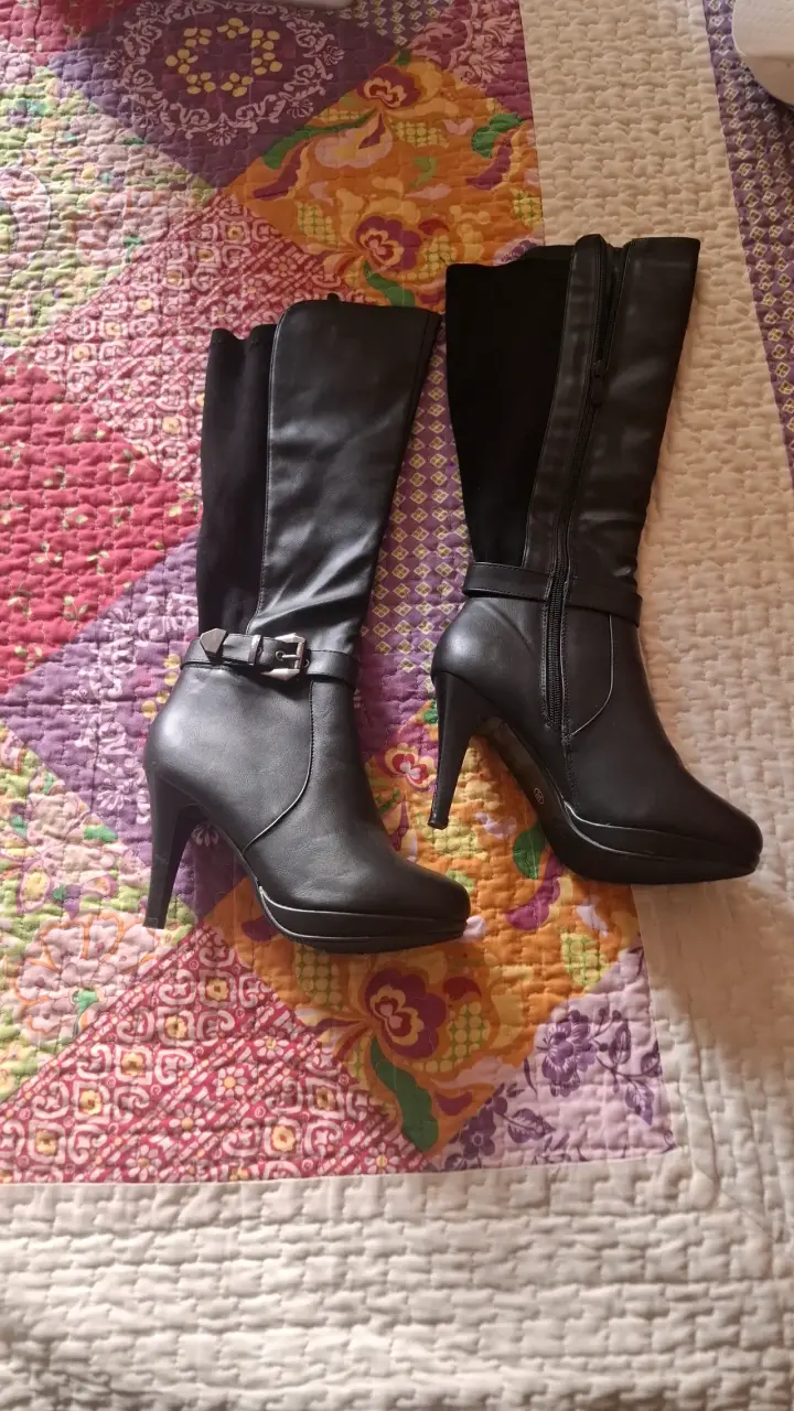Botas negras de cuero alto - 2